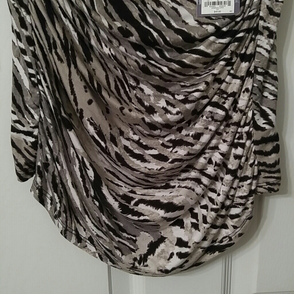 Jennifer Lopez Black and White Animal Print Drape Neck Top - Picture 5 of 6